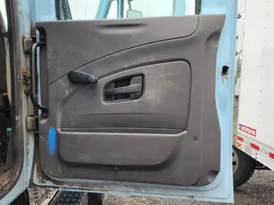 Picture of (Used) 2009 International 7400, INTERIOR DOOR PANEL