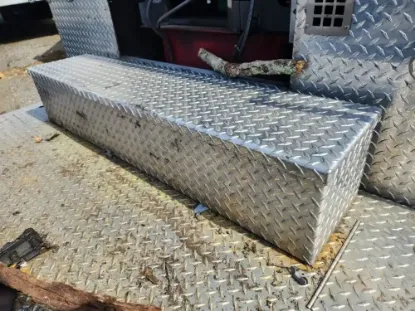 Picture of (Used) 1998 Seagrave Ladder, TOOL BOX