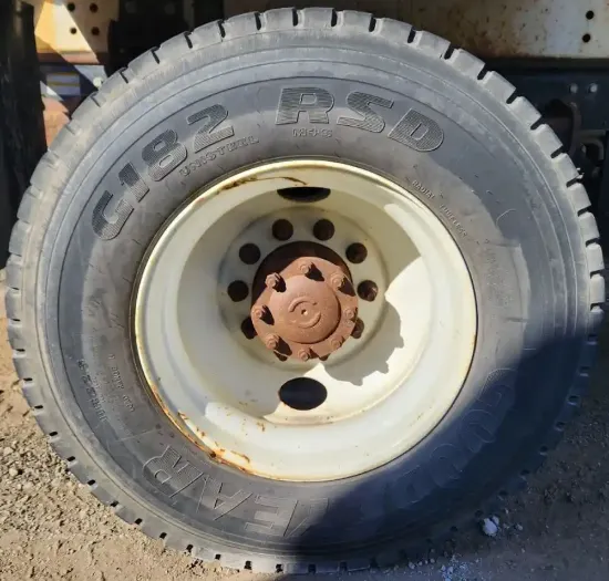 Picture of (Used) 2018 Hino 338, DIFFERENTIAL HUBS