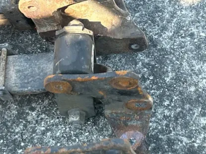 Picture of (Used) 2010 Isuzu NRR, REAR LEAF SPRINGS
