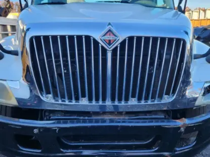 Picture of (Used) 2006 International 4300, GRILLE