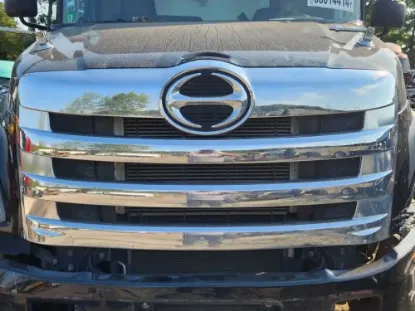 Picture of (Used) 2019 Hino 268, GRILLE