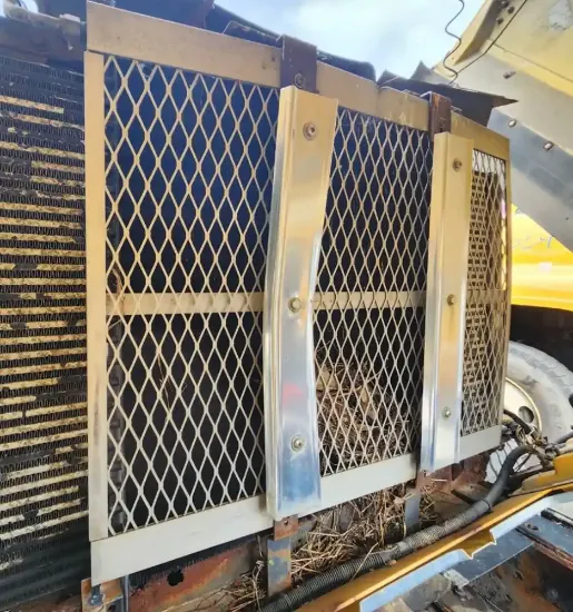 Picture of (Used) 2002 International 2574, GRILLE