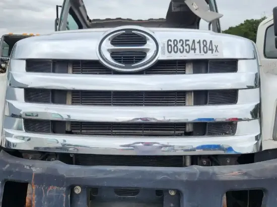 Picture of (Used) 2018 Hino 268, GRILLE