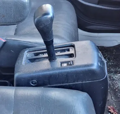 Picture of (Used) 2018 Hino 268, AUTOMATIC SHIFTER ASSEMBLY