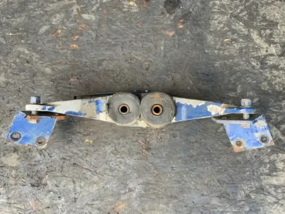 Picture of (Used) 2001 Peterbilt 357, ENGINE MOUNT