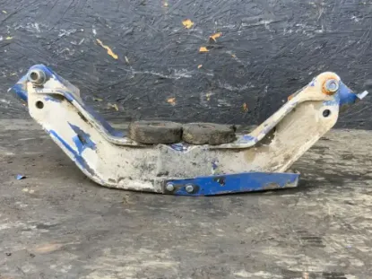 Picture of (Used) 2001 Peterbilt 357, ENGINE MOUNT