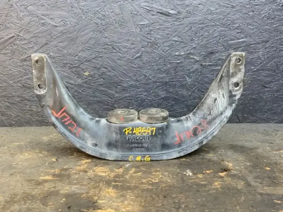 Picture of (Used) 2020 Peterbilt 579, ENGINE MOUNT BRACKET