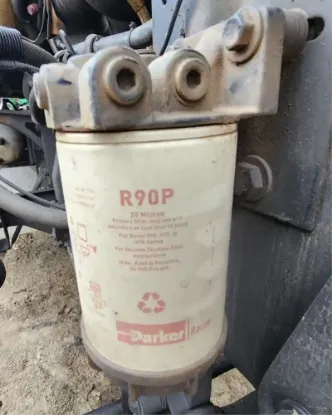 Picture of (Used) 2001 Peterbilt 379, WATER SEPARATOR