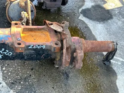 Picture of (Used) 2009 Mack GU713, AXLE HOUSINGS (FRONT)