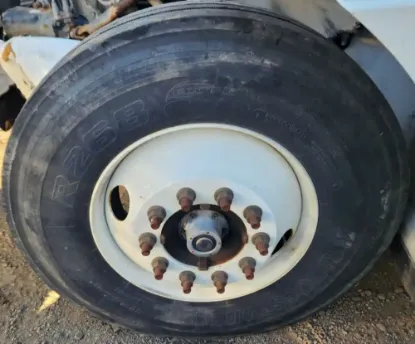 Picture of (Used) 2018 Hino 338, FRONT SPINDLE/KNUCKLE