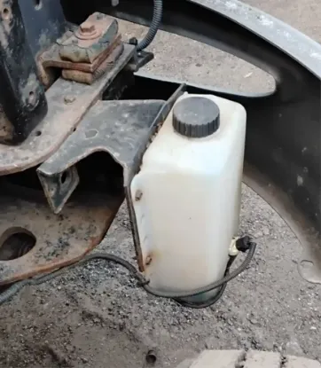 Picture of (Used) 2014 International DuraStar 4300, WASHER BOTTLE