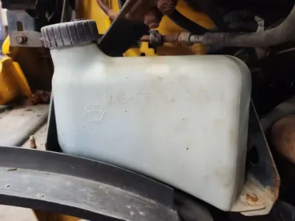 Picture of (Used) 2006 Sterling L7500, WASHER BOTTLE