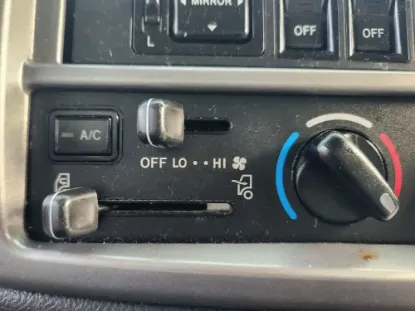 Picture of (Used) 2018 Hino 268, TEMPERATURE CONTROL ASSEMBLY