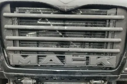 Picture of (Used) 2004 Mack CV713 Granite, GRILLE