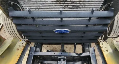 Picture of (Used) 1995 Ford F800, GRILLE