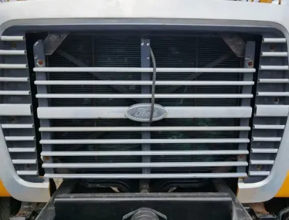 Picture of (Used) 1989 Ford LN8000, GRILLE