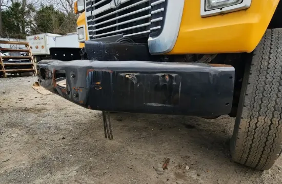 Picture of (Used) 1989 Ford LN8000, BUMPER