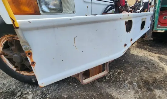 Picture of (Used) 1993 International 4900, BUMPER