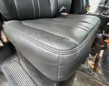 Picture of (Used) 2005 Chevrolet C6500, SEAT