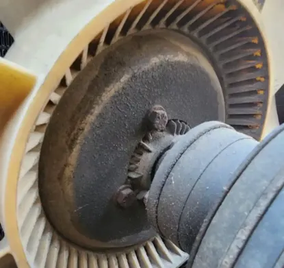 Picture of (Used) 1992 Ford LN7000, FAN CLUTCH