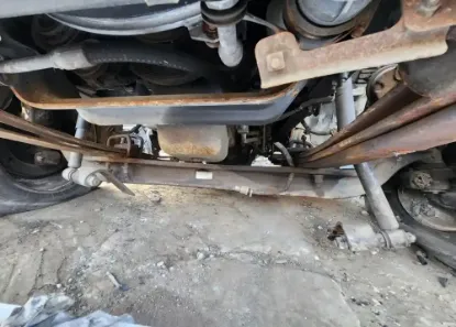 Picture of (Used) 2016 Hino 268, COMPLETE FRONT AXLE