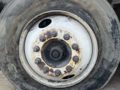 Picture of (Used) 2016 Hino 268, COMPLETE FRONT AXLE