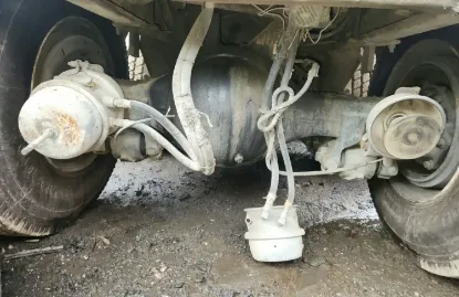 Picture of (Used) 2000 Sterling L9522, COMPLETE REAR REAR TANDEM