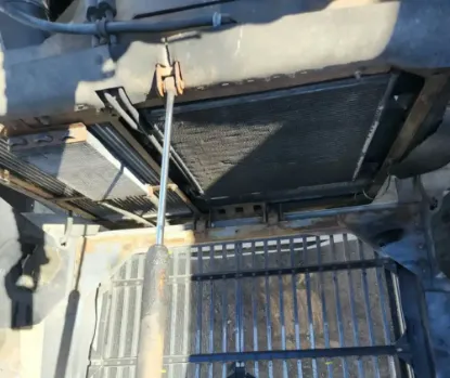 Picture of (Used) 2003 International 9200I, A/C CONDENSER