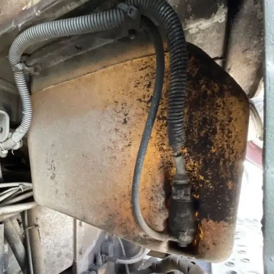 Picture of (Used) 1999 Freightliner FL70, WASHER BOTTLE