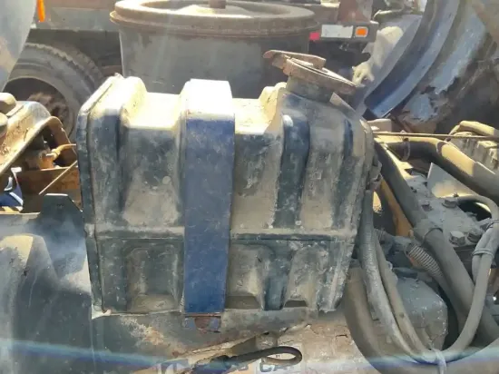 Picture of (Used) 1976 Ford 8000, COOLANT RESERVOIR/RADIATOR OVERFLOW BOTTLE