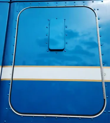 Picture of (Used) 2017 Kenworth T680, ACCESS DOOR