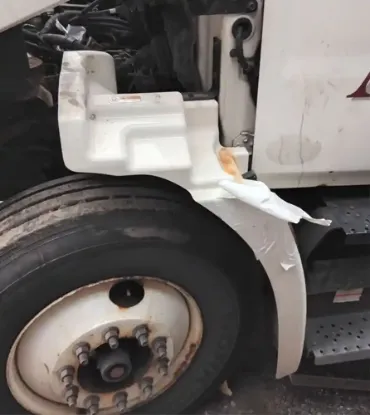 Picture of (Used) 2015 Hino 338, FENDER EXTENSION