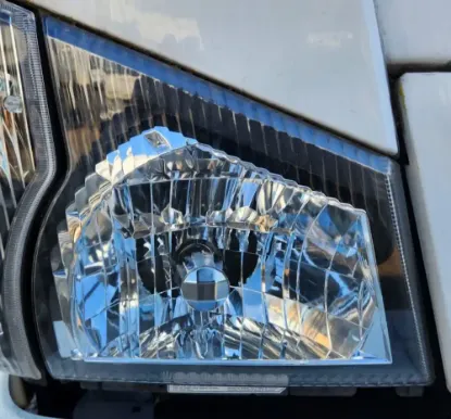 Picture of (Used) 2006 Isuzu NPR