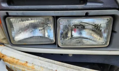 Picture of (Used) 2005 Chevrolet W3500, HEADLAMP ASSEMBLY