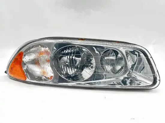 Picture of (Used) 2016 Mack CXU613T, HEADLAMP ASSEMBLY