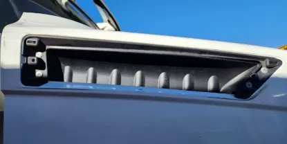 Picture of (Used) 2018 Freightliner Cascadia 126, REPAIRABLE HOOD ASSEMBLY
