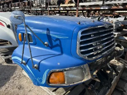 Picture of Used) 2003 Sterling A9500, HOOD ASSEMBLY