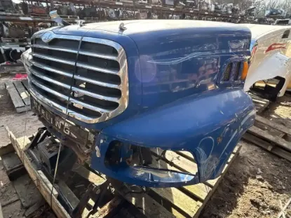 Picture of Used) 2003 Sterling A9500, HOOD ASSEMBLY
