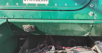Picture of (Used) 2002 International 9200l, COWL