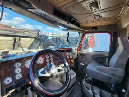 Picture of (Used) 2015 International 9900I, CAB