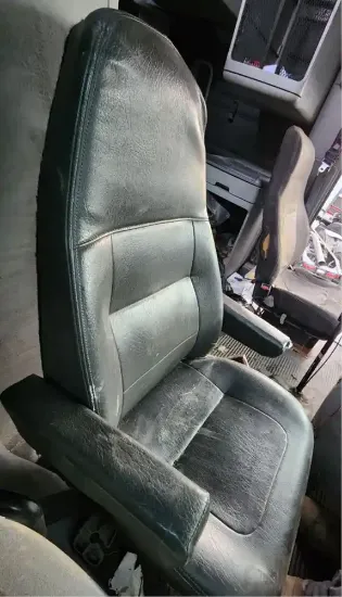 Picture of (Used) 2007 Freightliner ST120, SEAT