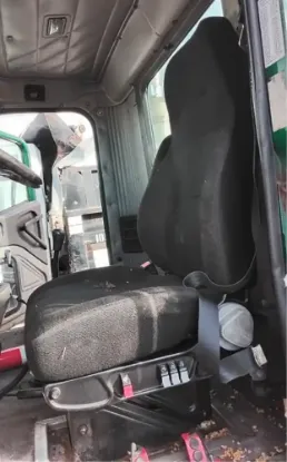 Picture of (Used) 2002 International 9200l, SEAT