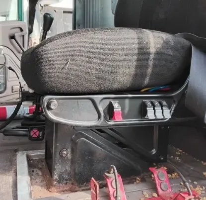 Picture of (Used) 2002 International 9200l, SEAT