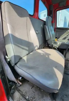 Picture of (Used) 2000 Sterling L9500, SEAT