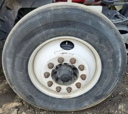 Picture of (Used) 2020 International LT625, FRONT SPINDLE/KNUCKLE