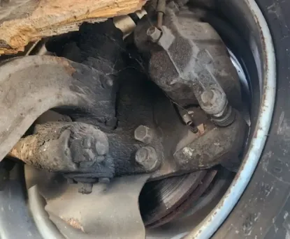 Picture of (Used) 2015 Hino 195, FRONT AXLE BEAM