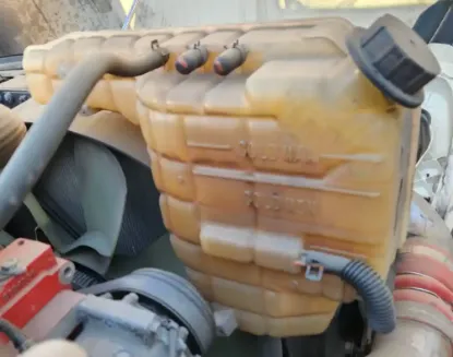 Picture of (Used) 2021 International LT625, COOLANT RESERVOIR/RADIATOR OVERFLOW BOTTLE