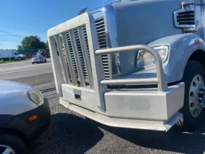 Picture of (Used) 2013 Freightliner 122S, MOOSE BUMPER