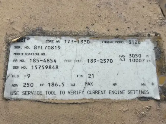 Picture of (Core) 2000 CATERPILLAR 3126 Complete Engine.
Engine Serial # 8YL70819
Engine Family # YCPXH0442HRK
Engine HP: 246
Engine Model: CAT 3126
Displac